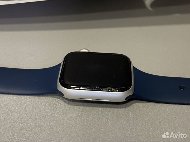 Apple watch se 40мм