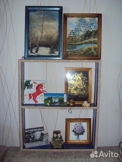 Вешалка и полочка