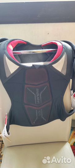 Нагрудник хоккейный