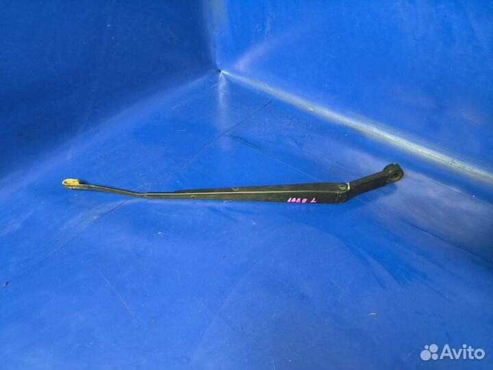 Поводок стеклоочистителя левый Chevrolet Aveo 255