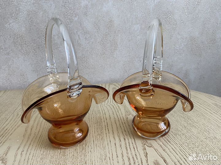 Ваза- конфетница в форме корзинки Чехословакия