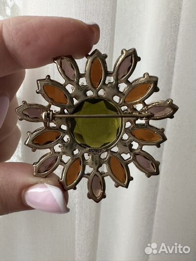 Винтажная брошь Monet