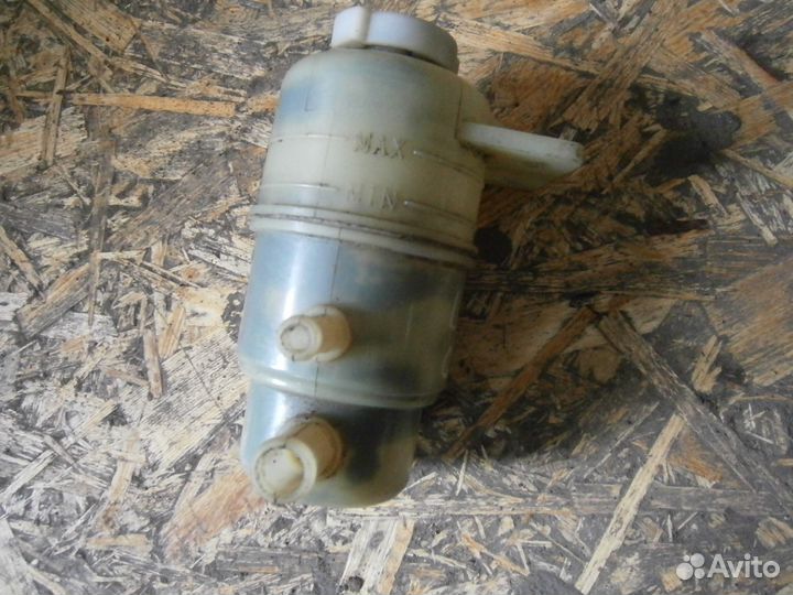 Бачок гур Мицубиси Лансер 10 Mitsubishi Lancer-10