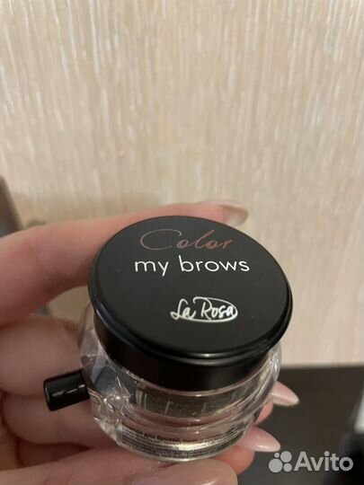 Помадка для бровей