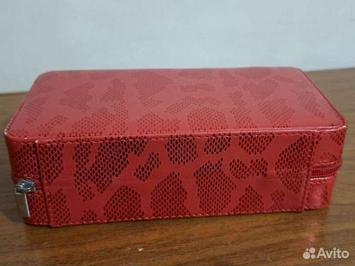 Шкатулка для ювелирных украшений