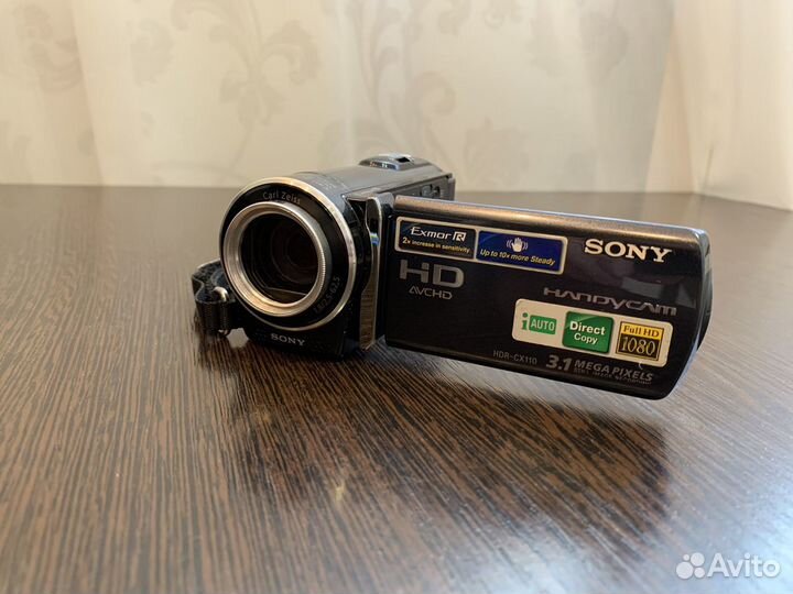 Видеокамера Sony HDR-CX110e