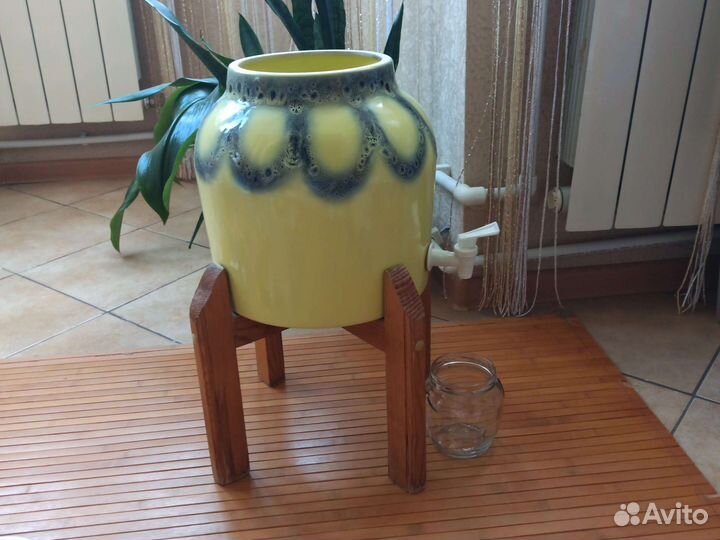 Диспенсер для воды раздатчик кулер на подставке