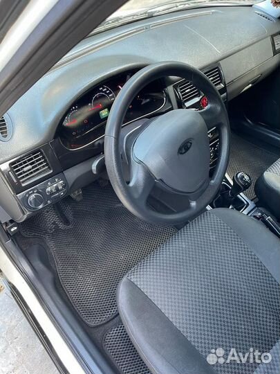 Сиденья на priora