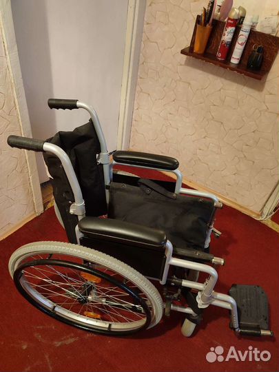 Инвалидная коляска новая