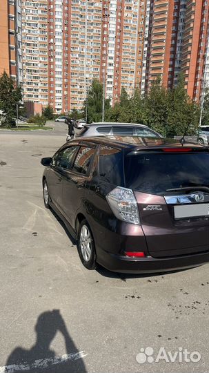 Honda Fit Shuttle 1.3 CVT, 2011, 156 000 км