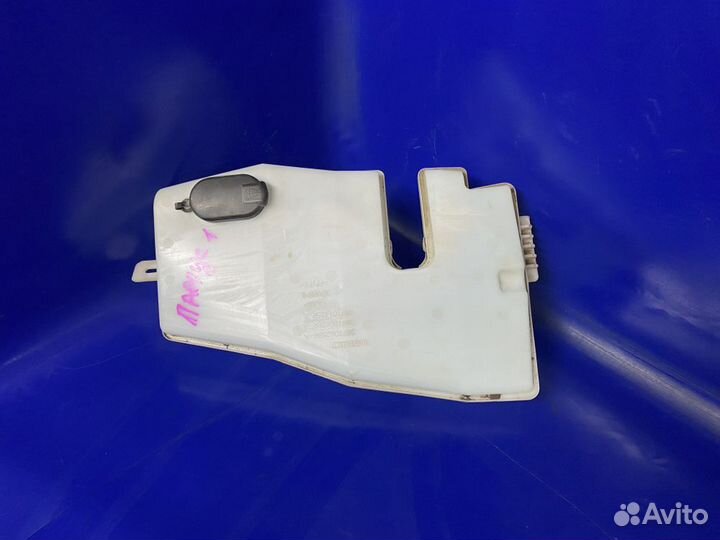 Бачок омывателя ваз (LADA) Largus I (2012—2023)