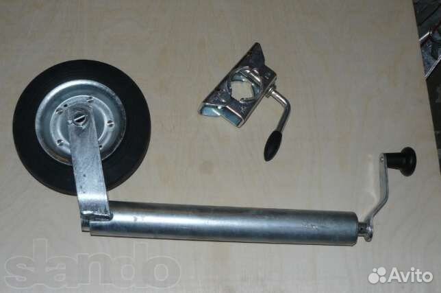 Опорное колесо легкового прицепа. Новое