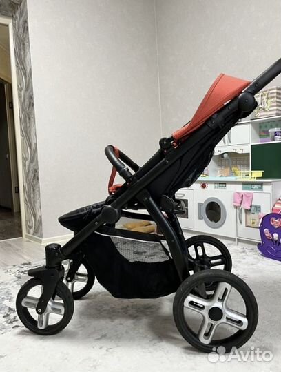 Коляска nuovita