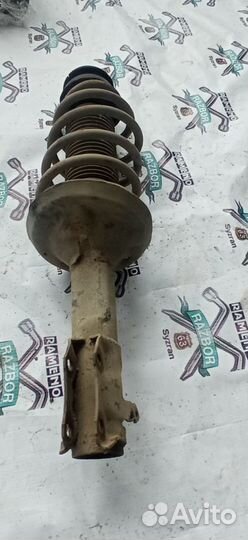 Стойка передняя Volkswagen Джета 3