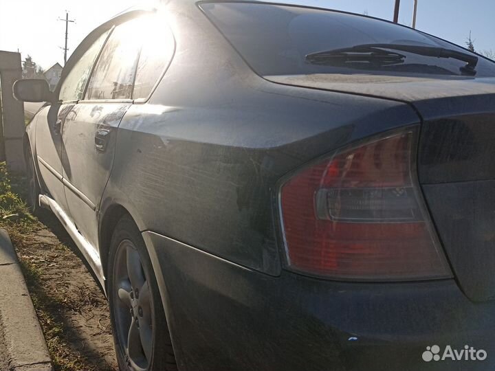 Subaru Legacy 2.0 AT, 2004, 250 000 км