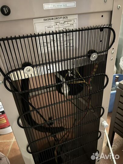 Кулер для воды