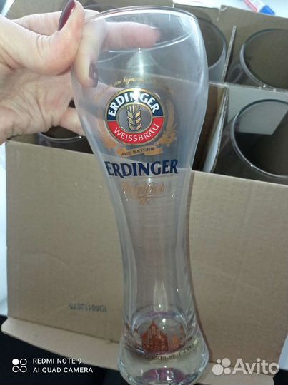 Пивные кружки и бокалы