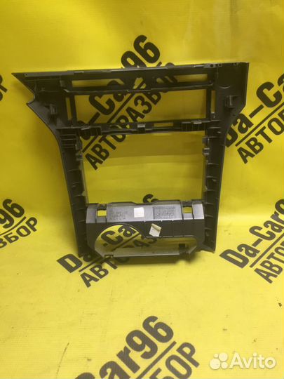 Рамка магнитолы Opel Astra H Опель Астра Ш