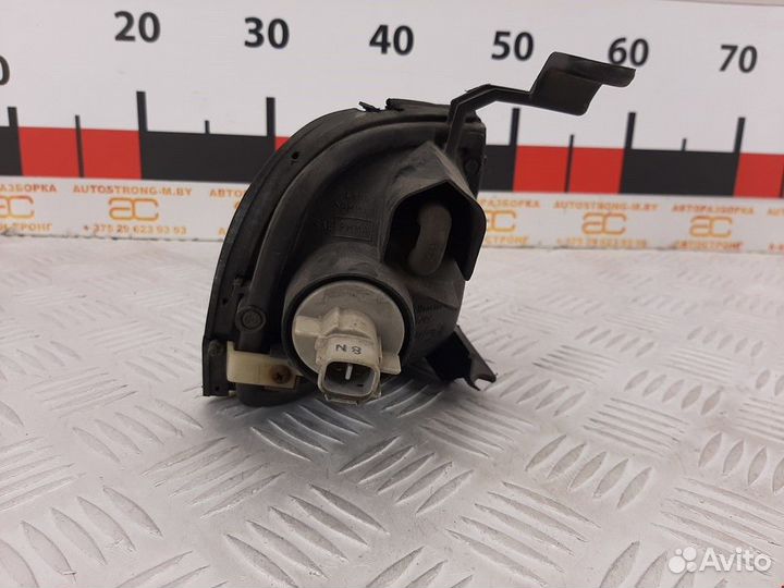 Поворотник левый Suzuki Baleno 1999 3641060B11