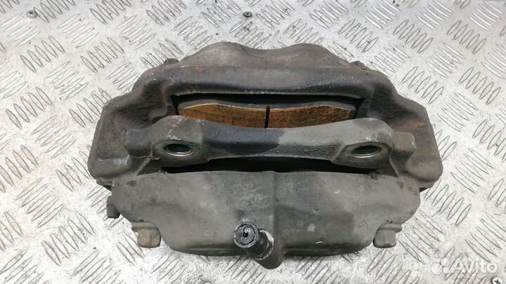 Суппорт передний левый Mercedes-Benz S-Класс W221