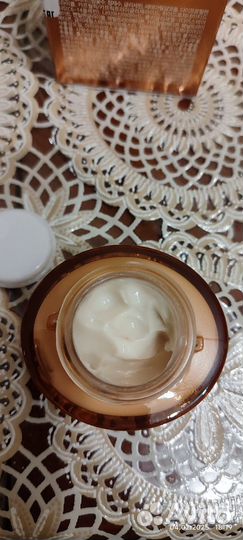 Крем для кожи вокруг глаз Missha