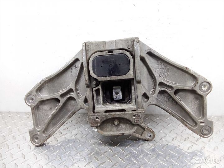 Подушка крепления кпп, Bentley Continental 2014