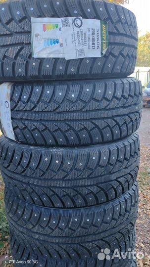 Westlake SW606 215/45 R17 91H