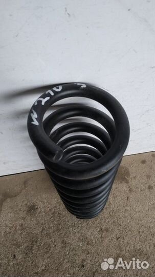 Пружина задняя Mercedes-Benz E-Class W210