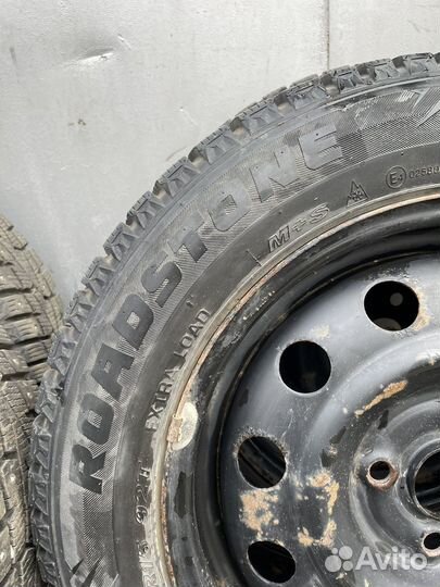 Колеса зимние 185/65 r15 Roadstone (корея)