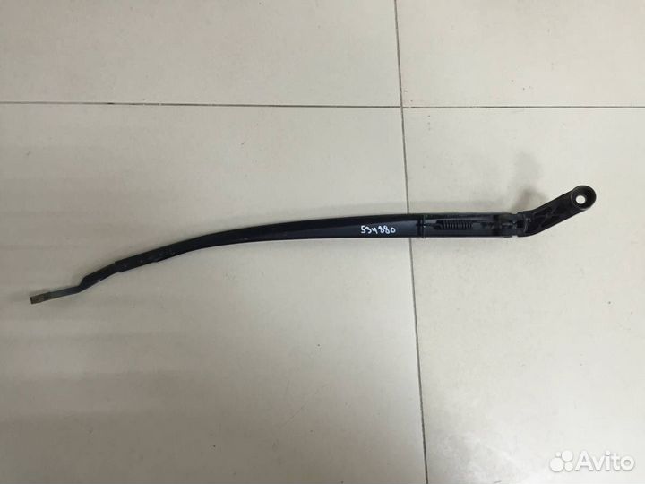 Поводок стеклоочистителя передний правый Toyota Co