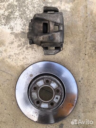 Супорт левый audi а4