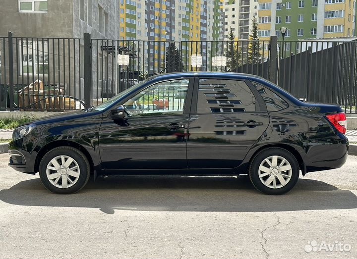 LADA Granta 1.6 МТ, 2022, 17 000 км