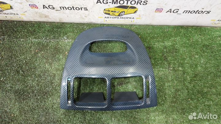 Накладка центральная на торпедо Carisma 1