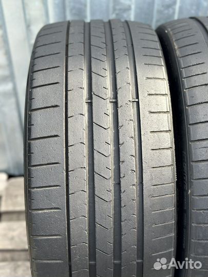 Pirelli P Zero PZ4 245/35 R20 95Y