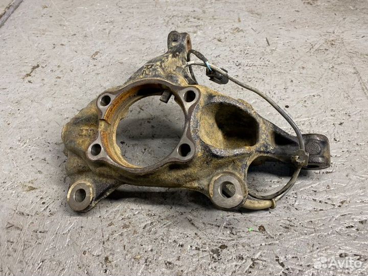 Кулак поворотный передний правый Mazda Cx-5 KE