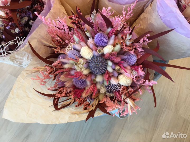 Букет на 1 сентября из стабилизированных цветов