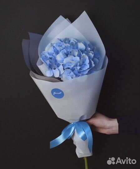 Букет на 1 сентября цветы розы диантусы