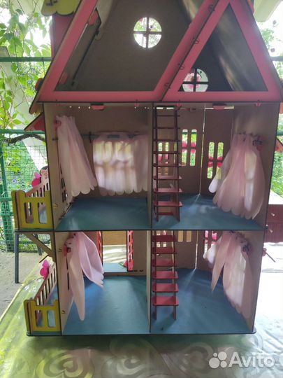 Кукольный Домик