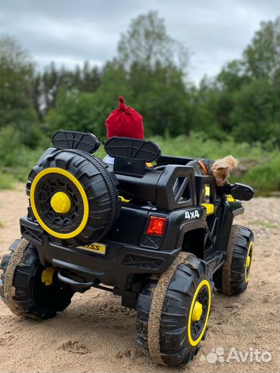 Детский электромобиль