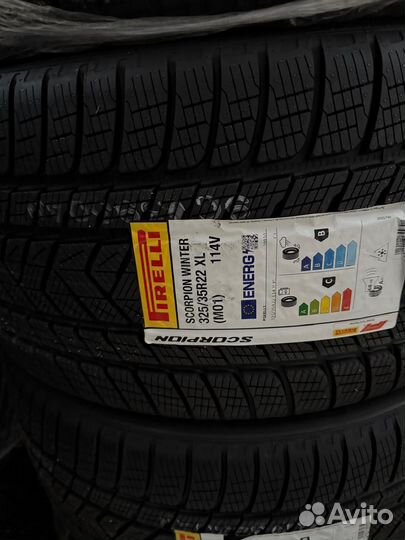 Pirelli Scorpion Winter 285/40 R22 и 325/35 R22