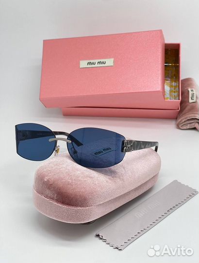 Солнцезащитные очки miu miu