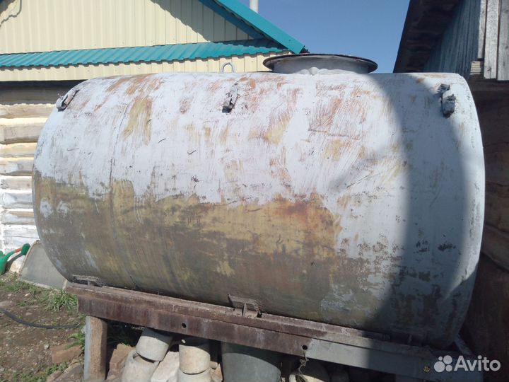 Ёмкость для воды, чистая 3.07 куб