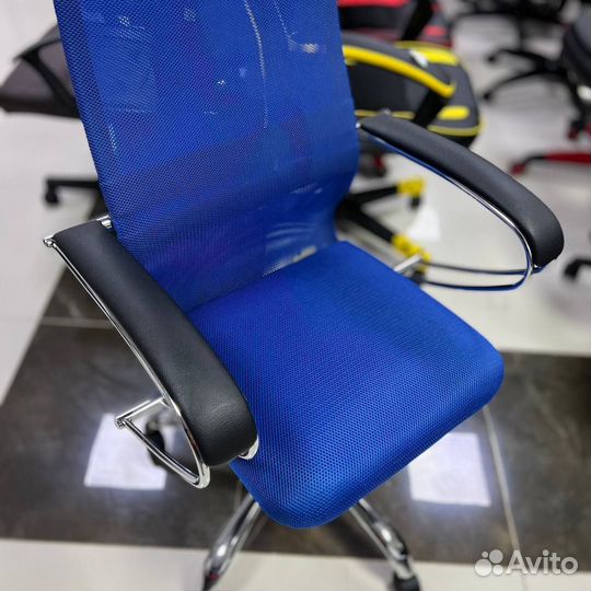 Офисное кресло SU-B-8/подл.101/осн.003 (цвета)