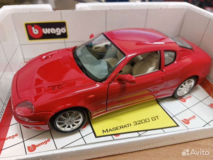 Коллекционная модель Maserati 3200 GT 1:18