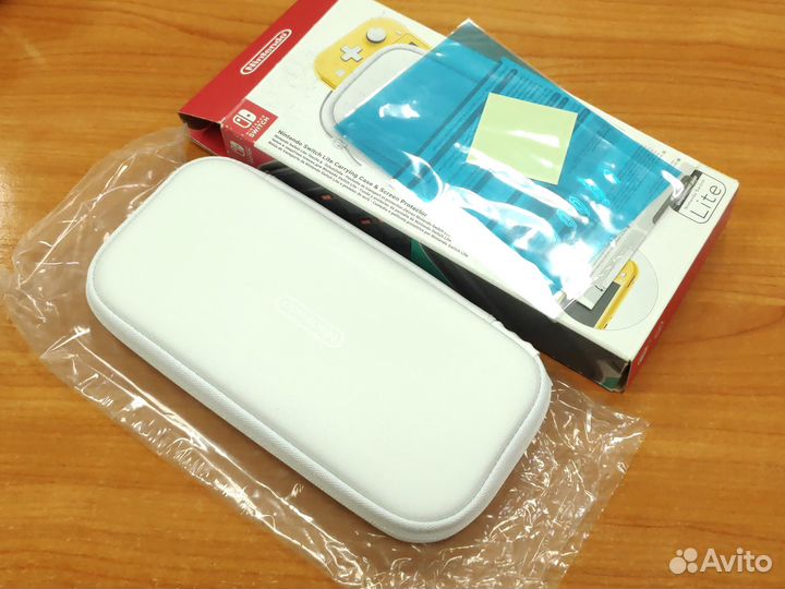 Чехол и пленка Nintendo Switch Lite