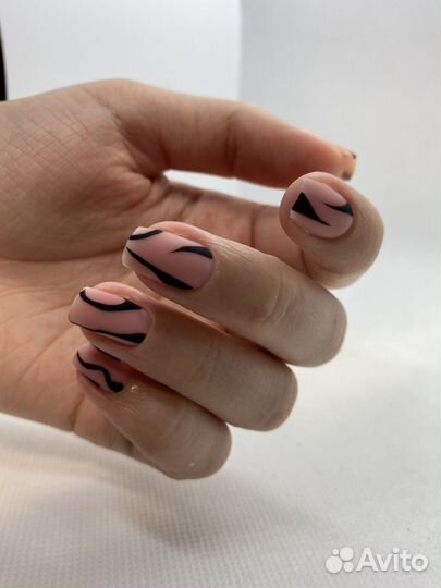 Маникюр, педикюр, наращивание