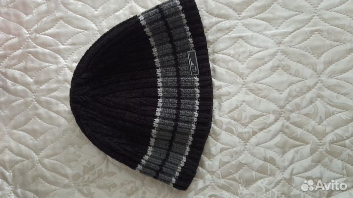 Шапки мужские - 3 шт