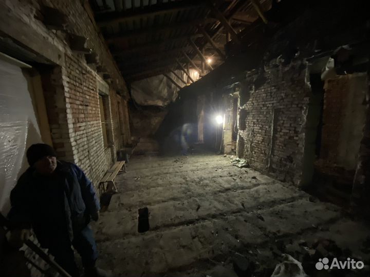 Демонтаж и вывоз строительного мусора