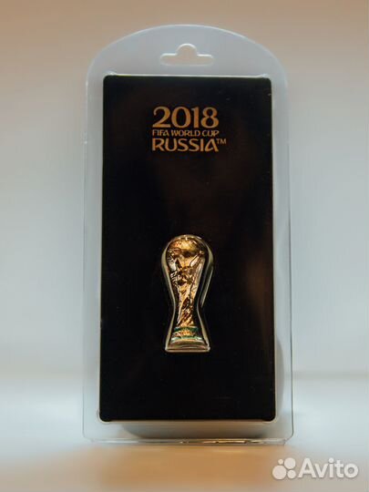 2 Кубка чм FIFA официальные сувениры