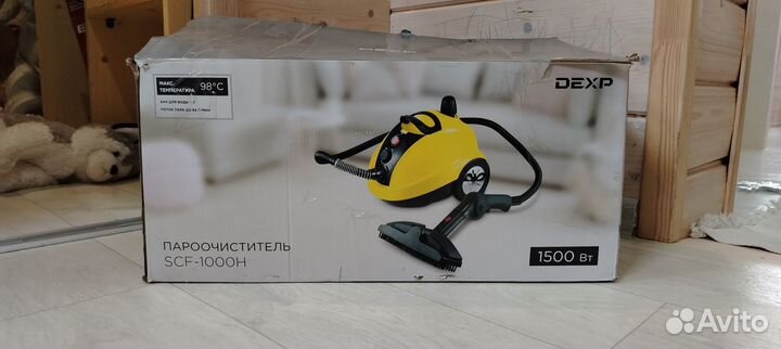 Пароочиститель напольный dexp SCF-1000H